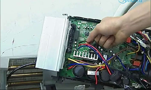 鄄城美的空调电话是多少